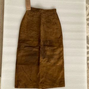 GENUINE LEATHER SKIRT